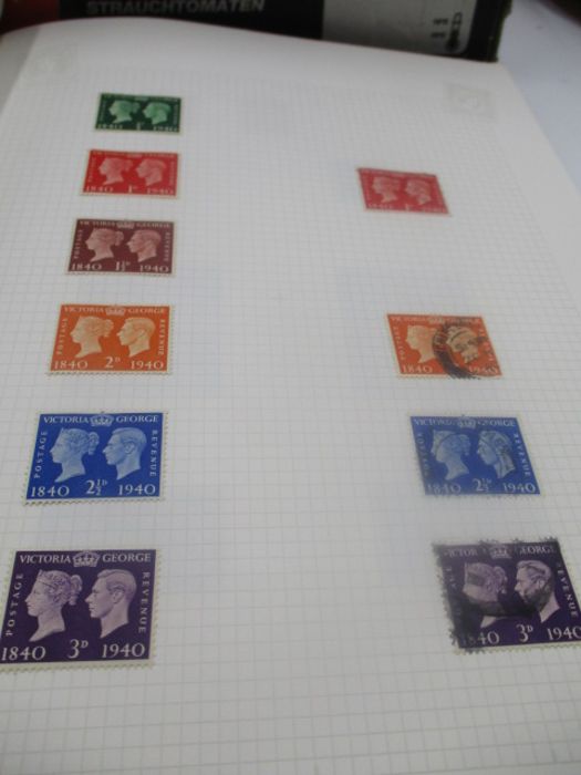 A large collection of UK and world wide loose leaf stamps. Lot also includes some part completed - Image 57 of 146