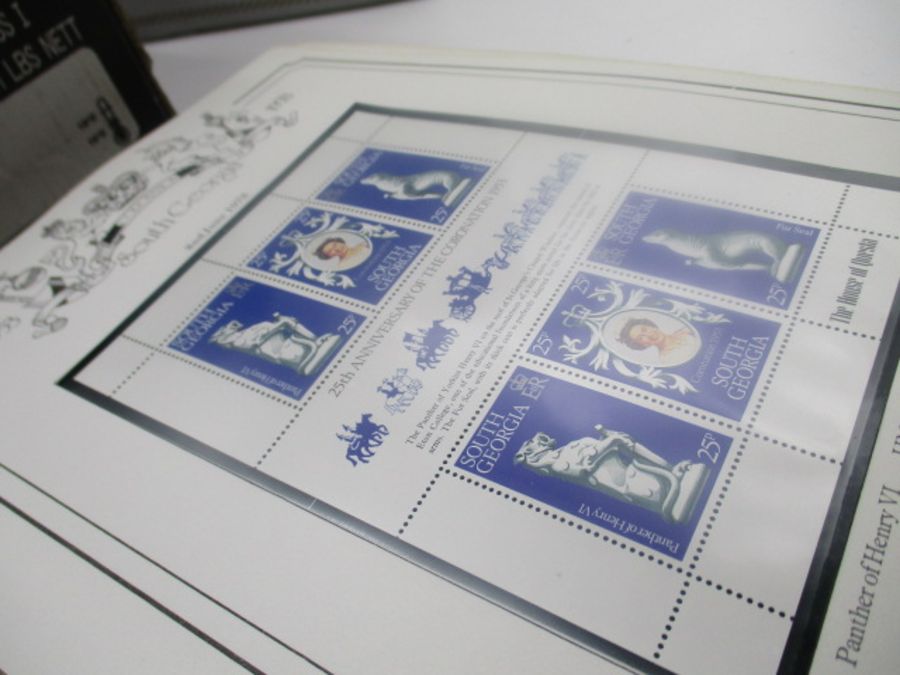 A large collection of UK and world wide loose leaf stamps. Lot also includes some part completed - Image 17 of 146