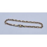 A 9ct gold bracelet, 5.4g