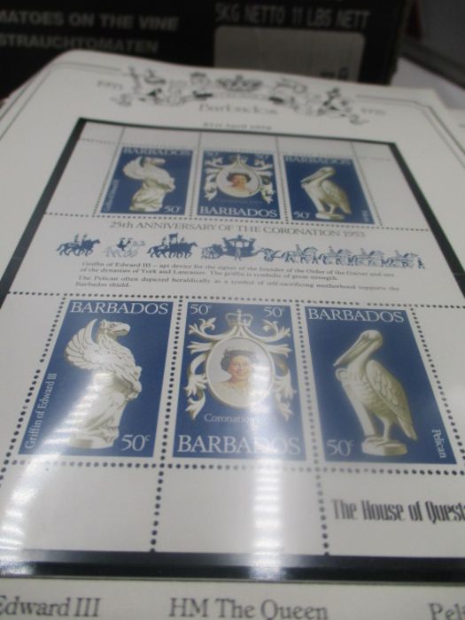 A large collection of UK and world wide loose leaf stamps. Lot also includes some part completed - Image 4 of 146