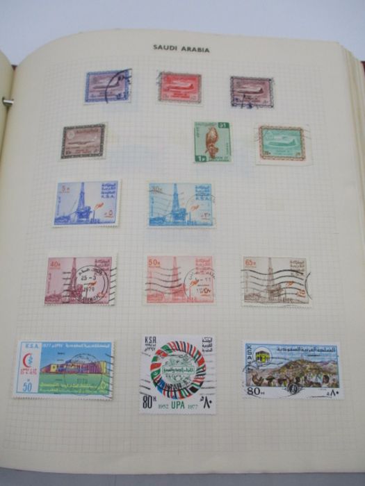 An album of stamps from countries including St Helena, St Lucia, Samoa, San Marino, Saudi Arabia, - Image 20 of 133