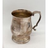 A Francis Howard hallmarked silver tankard, Sheffield 1988, weight 218.1g