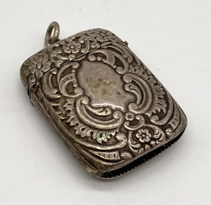 A hallmarked silver vesta - Image 2 of 2