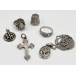 A small collection of 925 silver jewellery including rings, pendants etc.