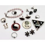 A collection of 925 silver jewellery including a diamond solitaire ring etc.