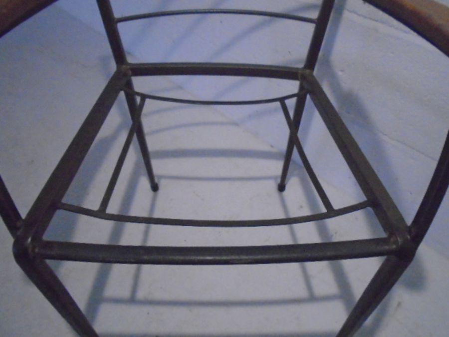 A mid-century metal framed office chair - Image 5 of 8