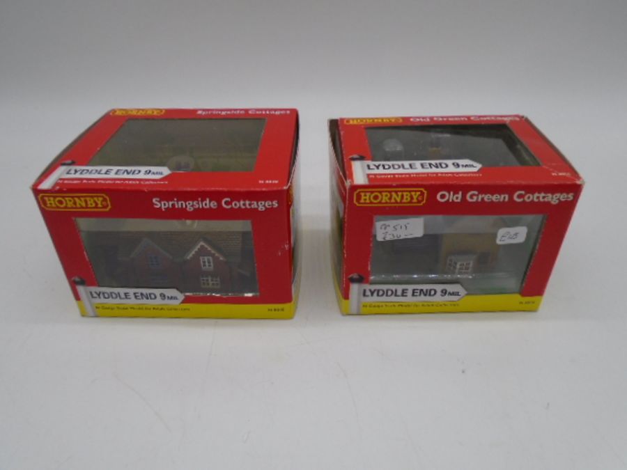 A collection of seven boxed Hornby N gauge Lyddle End model railway building/structures including - Image 5 of 6