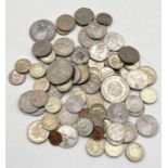 A quantity of various UK coinage including a number of discontinued £1 coins