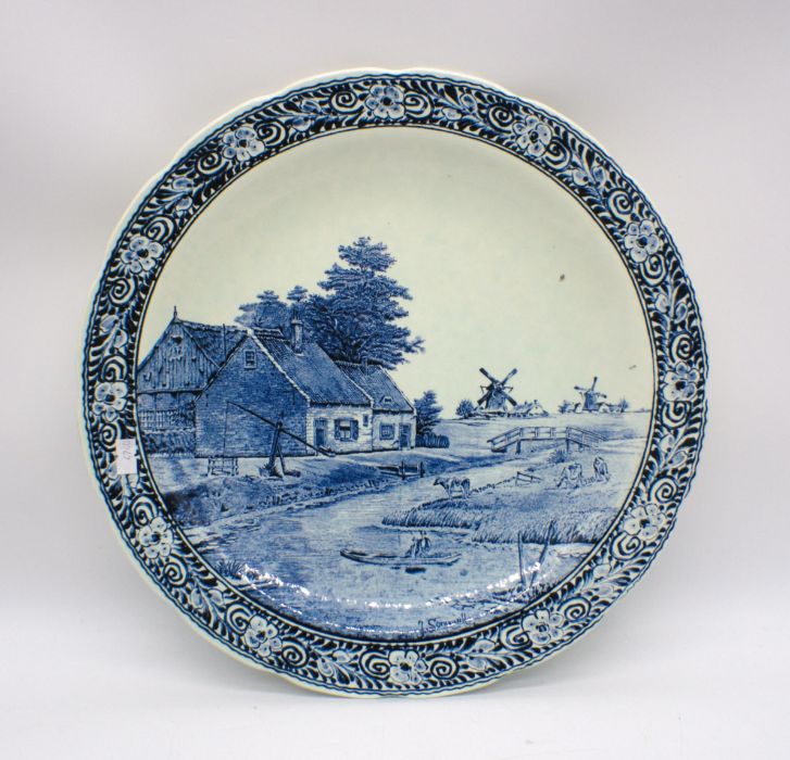 A blue and white ceramic Boch Delfts charger along with a meat platter. - Image 2 of 7