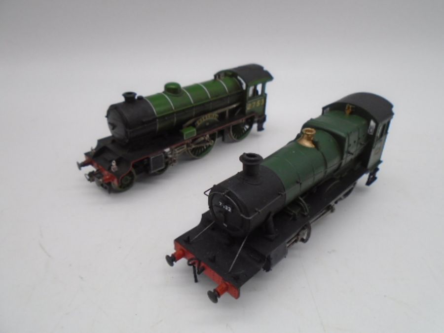 A collection of ten unboxed OO gauge model railway green tank locomotives (Great Western, LNER - Image 2 of 6