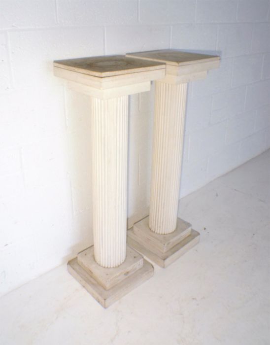 A pair of painted wooden columns, height 102cm. - Image 3 of 4