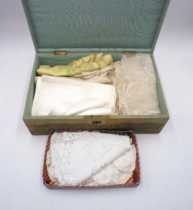 An antique sewing box with embroidered top, containing a quantity of lace and fabrics etc, A/F. - Image 3 of 4