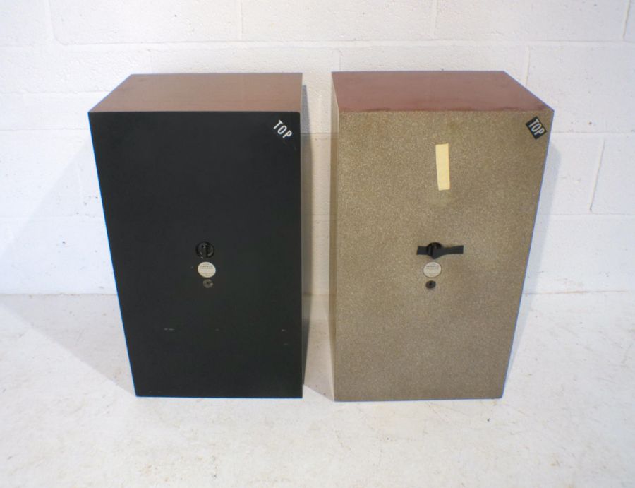 A matched pair of vintage Leak 15 ohm sandwich speakers. - Image 10 of 11