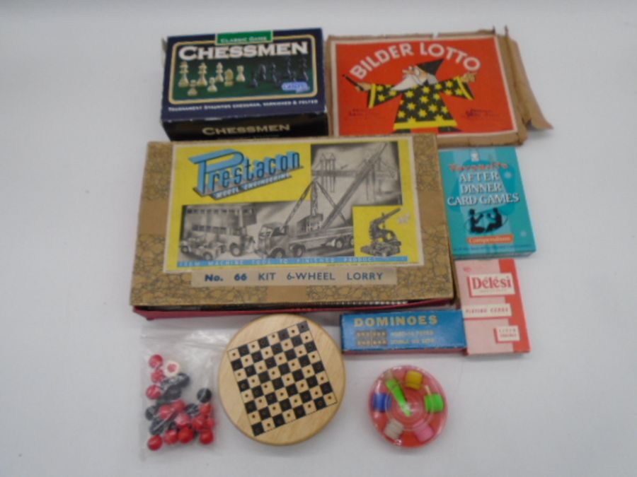 A collection of vintage games including chess, draughts, playing cards, bag of marbles, diabolo, - Image 3 of 10