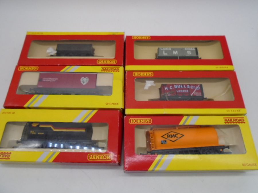 A collection of Hornby OO gauge accessories including six boxed rolling stock wagons/vans, boxed - Image 5 of 10