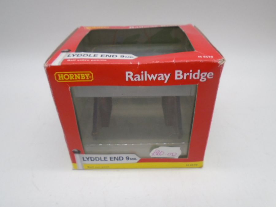 A collection of seven boxed Hornby N gauge Lyddle End model railway building/structures including - Image 3 of 6