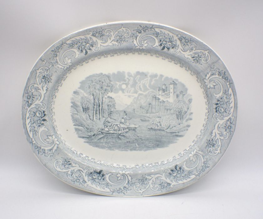 A blue and white ceramic Boch Delfts charger along with a meat platter. - Image 6 of 7