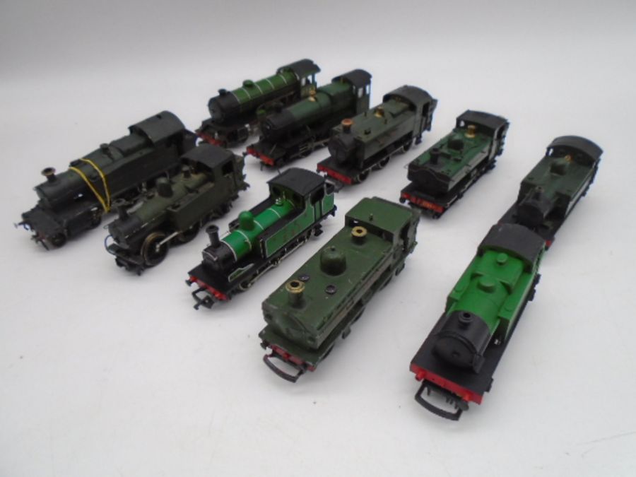 A collection of ten unboxed OO gauge model railway green tank locomotives (Great Western, LNER