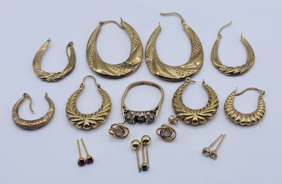 A small collection of scrap 9ct gold including earrings, ring etc. total weight 6.8g