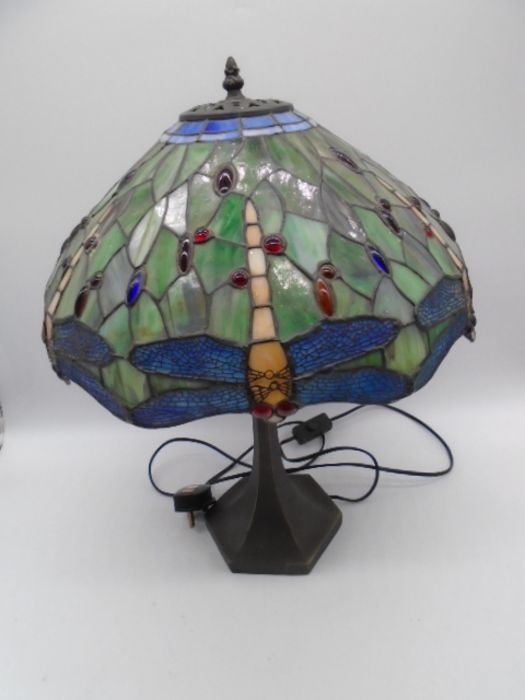 A Tiffany style "Dragonfly" table lamp - approx. height 52cm