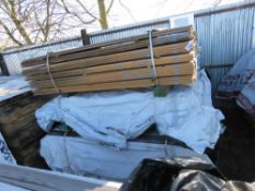 EXTRA LARGE STACK CONTAINING 3 X BUNDLES OF UNTREATED SHIPLAP FENCE CLADDING TIMBER BOARDS. SIZE: 1.