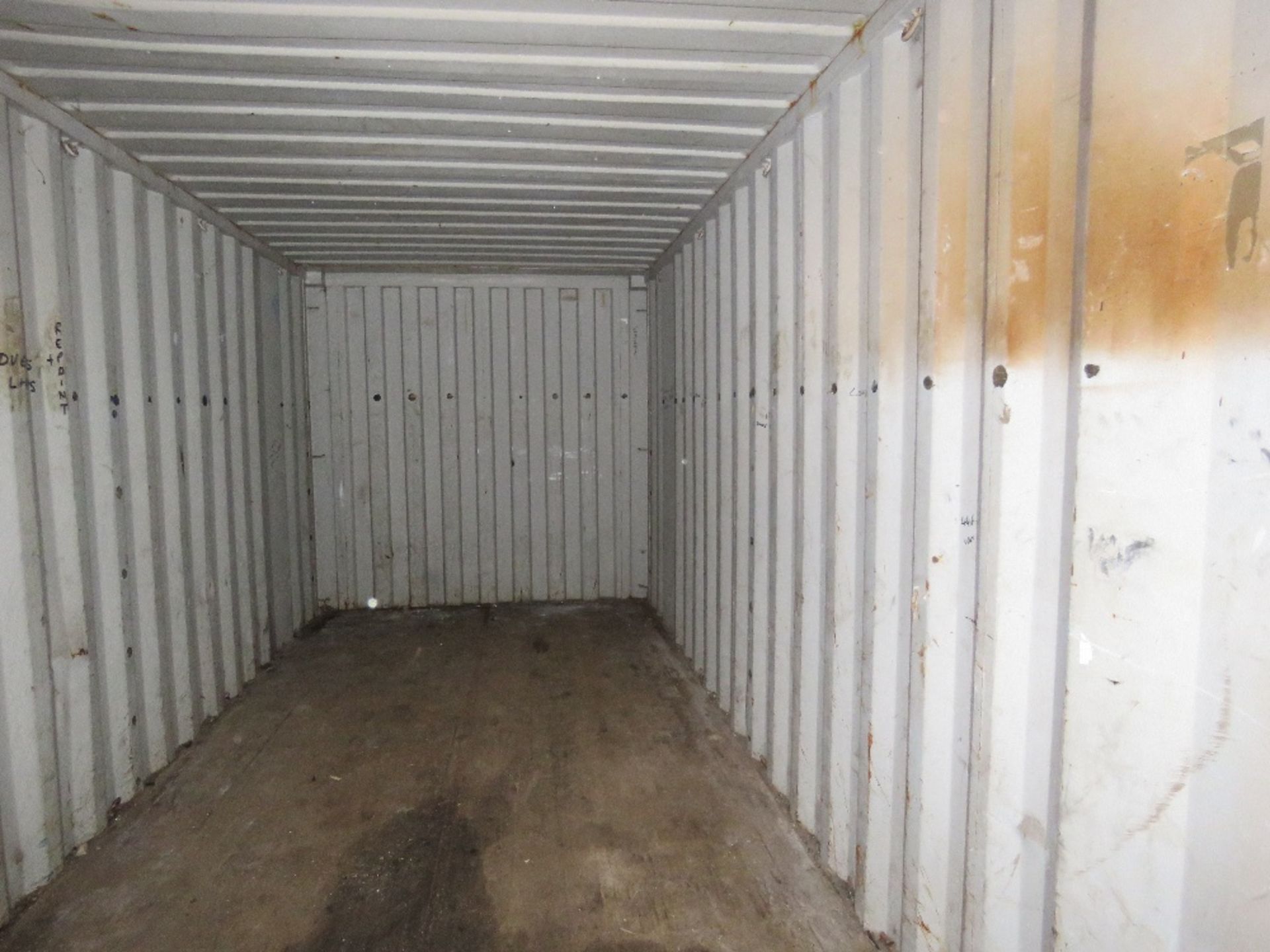 20FT LENGTH CONTAINER SECURITY STORE. THIS LOT IS SOLD UNDER THE AUCTIONEERS MARGIN SCHEME, THEREFOR - Image 4 of 6