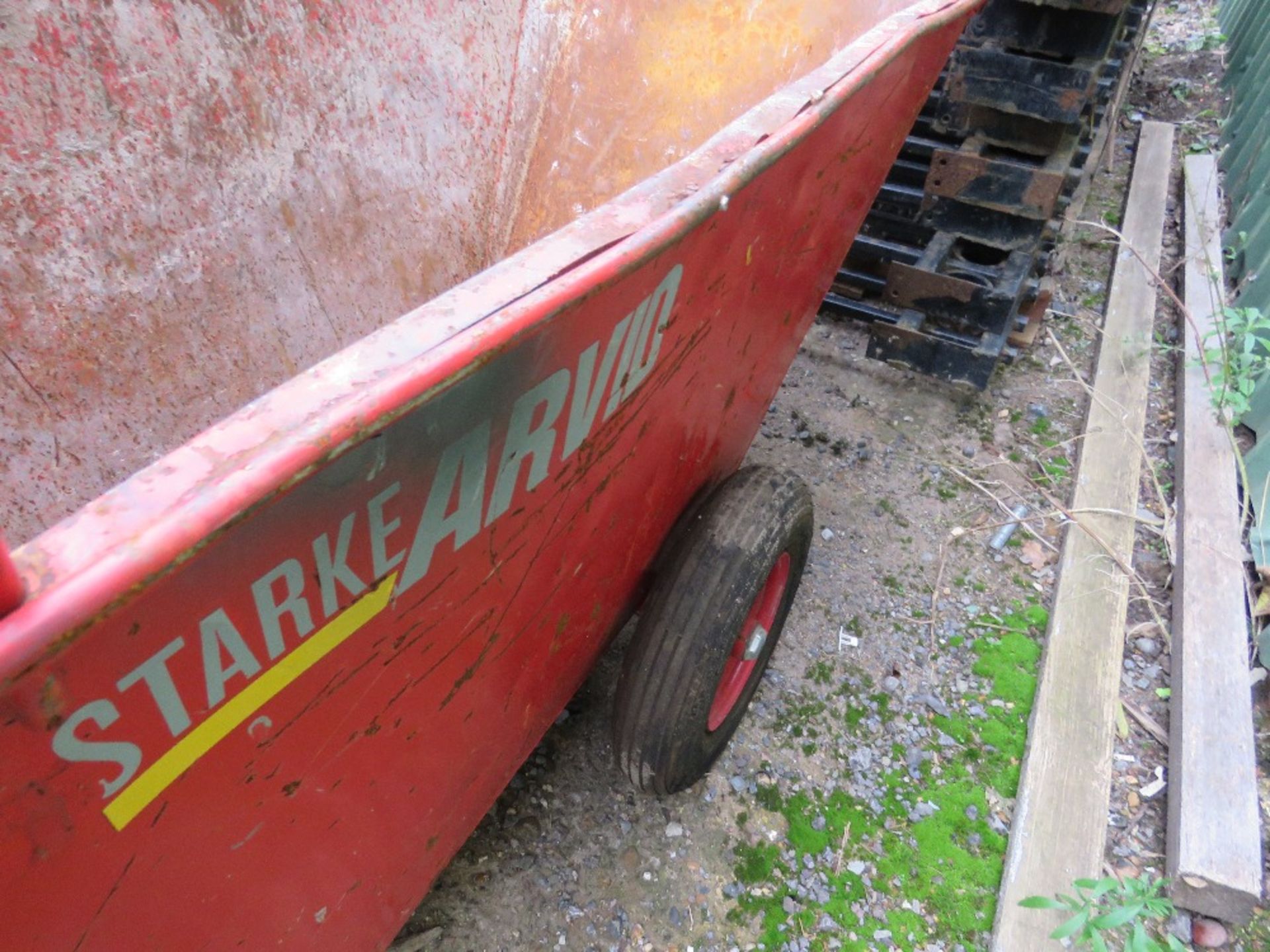 STARKE ARVID HEAVY DUTY RUBBLE/MUCK BARROW. 750KG RATED, YEAR 2016 BUILD. - Image 3 of 3