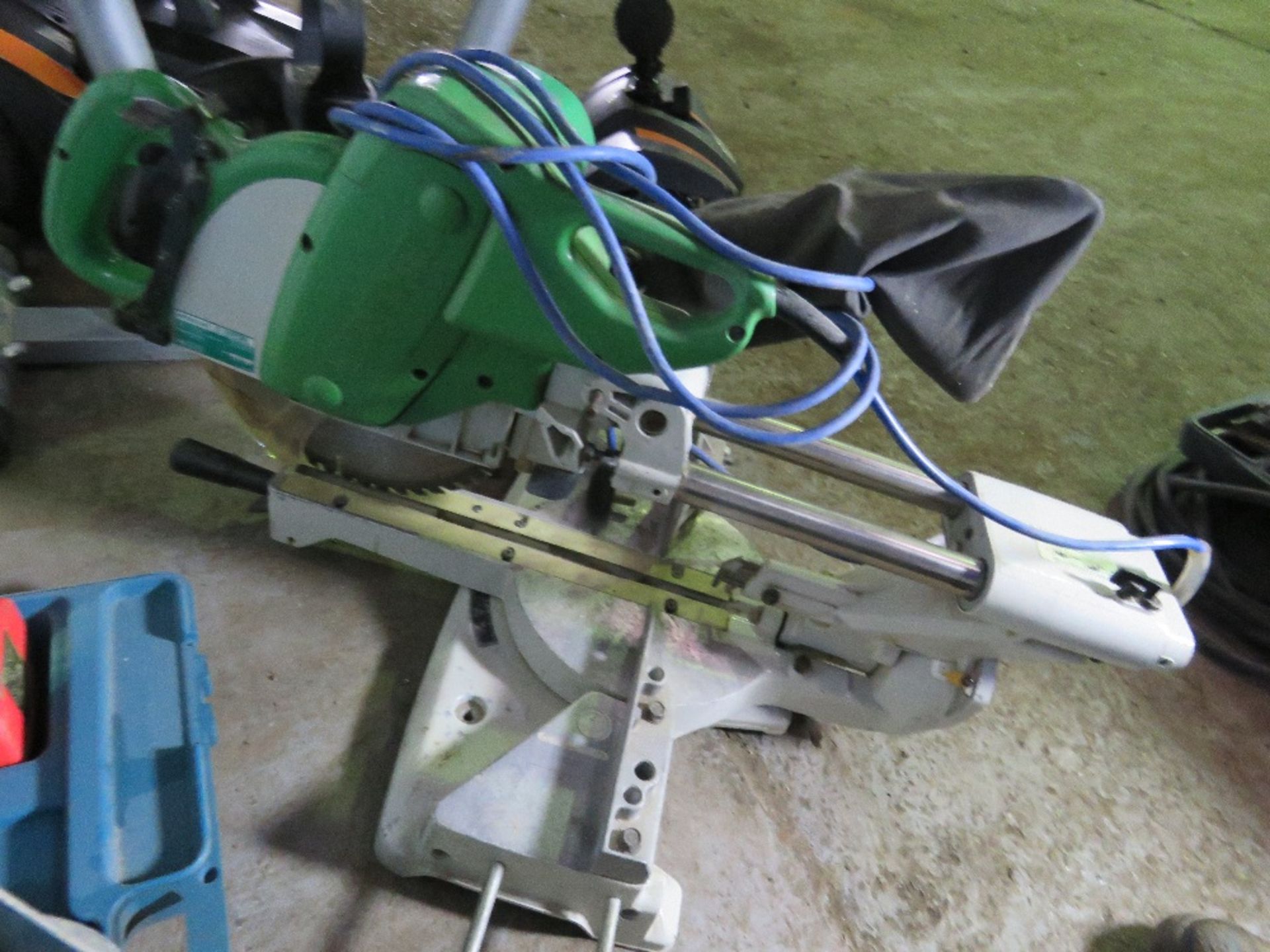 HITACHI 240VOLT MITRE SAW. RETIREMENT SALE. SOLD UNDER THE AUCTIONEERS MARGIN SCHEME THEREFORE NO VA - Image 3 of 3