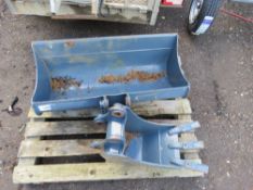 2 X EXCAVATOR BUCKETS, UNUSED, 10" AND 3FT GRADING.