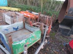 15 X ASSORTED METAL STILLAGES. THIS LOT IS SOLD UNDER THE AUCTIONEERS MARGIN SCHEME, THEREFORE NO VA