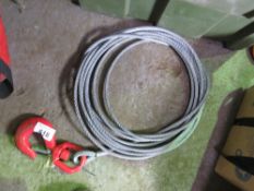 HEAVY DUTY CABLE WITH HOOK.