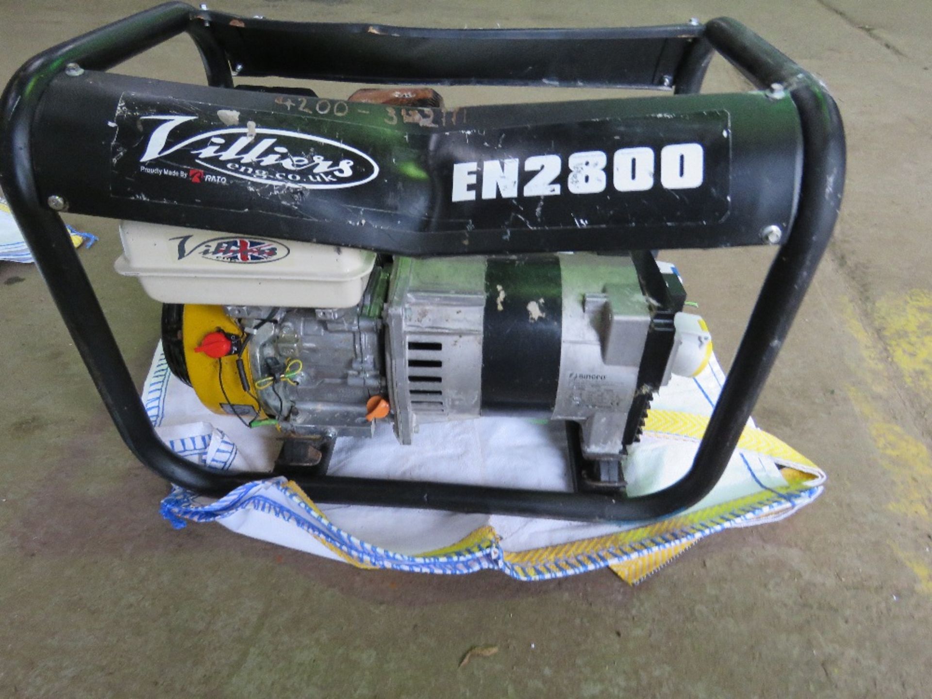 VILLIERS PETROL ENGINED GENERATOR. - Image 3 of 3