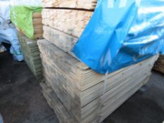 EXTRA LARGE PACK OF SHIPLAP FENCE CLADDING TIMBER, UNTREATED. SIZE: 1.42-1.73M LENGTH, 95MM WIDTH AP