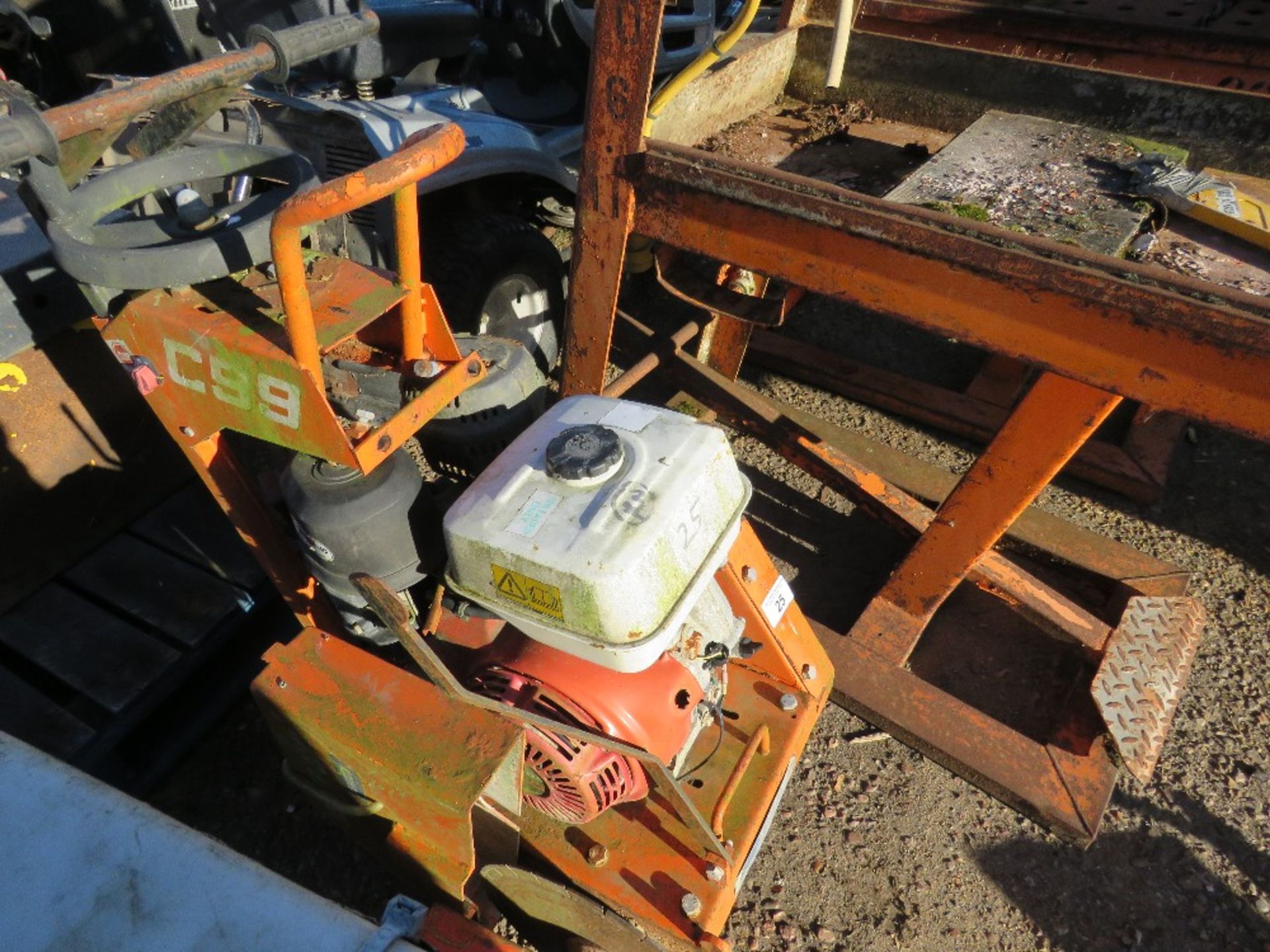 C99 PETROL ENGINED FLOOR SAW.