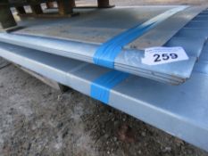 PACK OF 25NO 8FT LENGTH GALVANISED CORRUGATED ROOF SHEETS, 0.9M WIDTH.