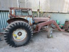 FORDSON POWER MAJOR TRACTOR WITH LOADER. NO LOG BOOK. BEEN STANDING FOR MANY YEARS. UNTESTED. THIS L