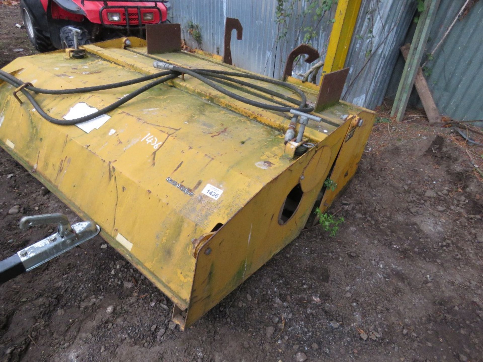 SKID STEER TYPE HYDRAULIC DRIVEN BRUSH WITH COLLECTOR BIN, 6FT WIDTH APPROX. THIS LOT IS SOLD UNDER - Image 2 of 4