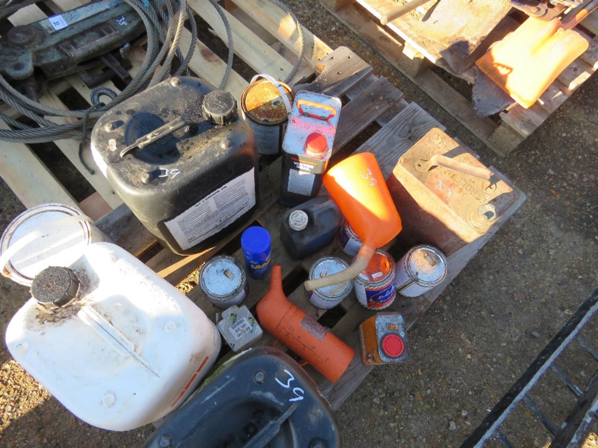 PALLET OF MIXED OILS, PAINTS ETC.THIS LOT IS SOLD UNDER THE AUCTIONEERS MARGIN SCHEME, THEREFORE NO - Image 3 of 3