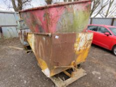 2 X FORKLIFT MOUNTED TIPPING SKIPS, YELLOW AND RED. THIS LOT IS SOLD UNDER THE AUCTIONEERS MARGIN SC