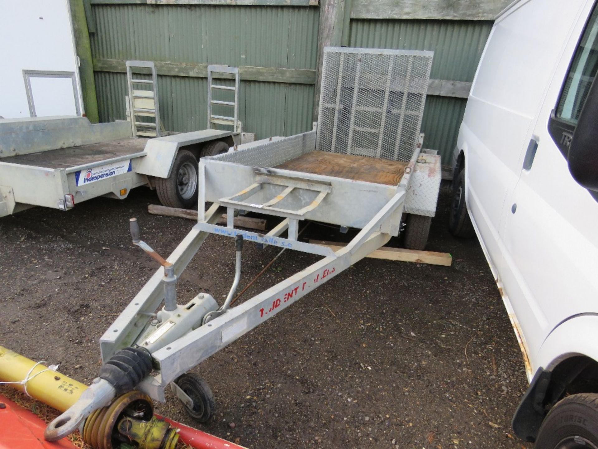 TRIDENT TWIN AXLED MINI DIGGER PLANT TRAILER. REAR RAMP. ID:087417. 8FT X 4FT APPROX. DIRECT FROM L - Image 2 of 5