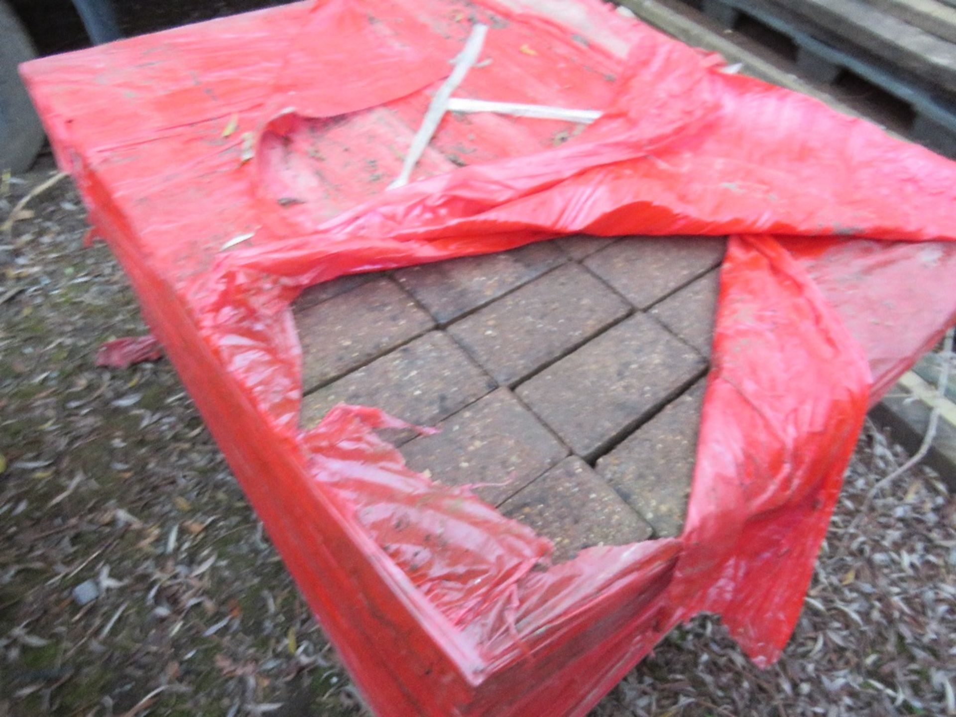 4 X PALLETS OF GREY PAVERS, 2480NO IN TOTAL APPROX. THIS LOT IS SOLD UNDER THE AUCTIONEERS MARGIN SC - Image 6 of 7