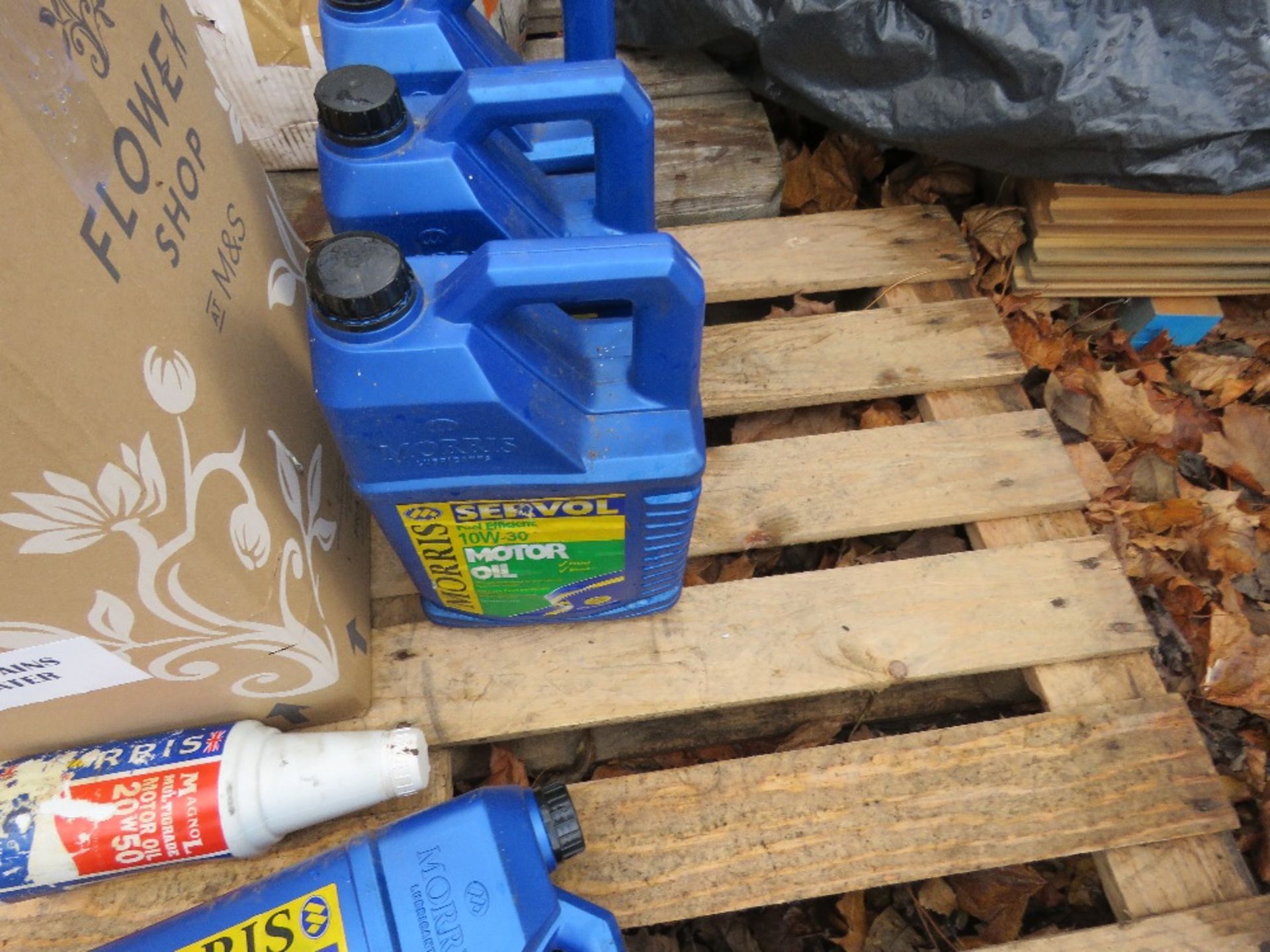 PALLET OF MIXED OILS. - Image 4 of 4