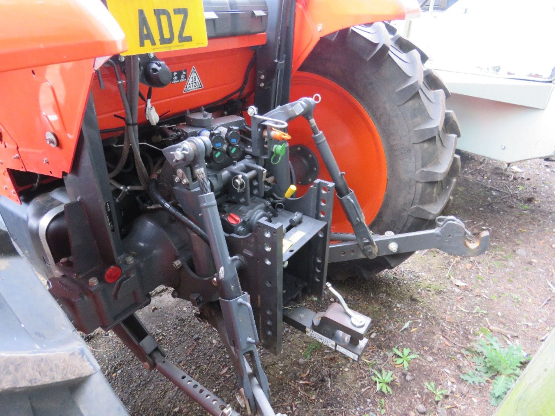 KUBOTA M5111 AGRICULTURAL 4WD TRACTOR, 113 HP, REG:SP20 ADZ, 170 REC HOURS. SN:KBTMGEDRJH8054229. RO - Image 6 of 9