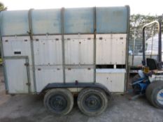 IFOR WILLIAMS 10FT TWIN AXLED LIVESTOCK TRAILER.