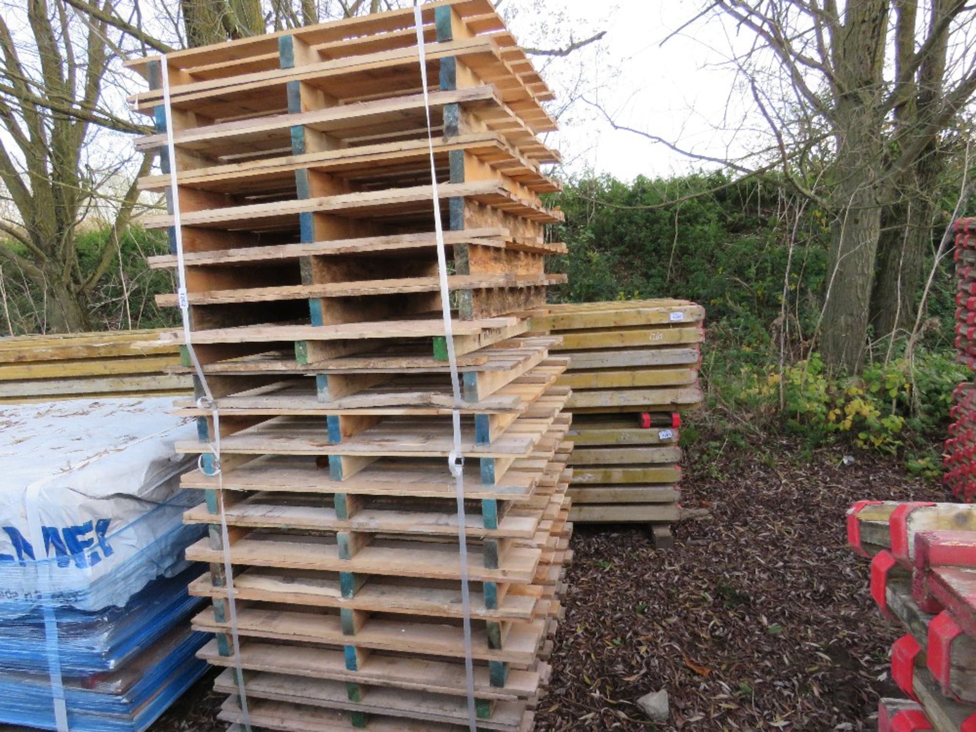 STACK OF 19NO WOODEN PALLETS. THIS LOT IS SOLD UNDER THE AUCTIONEERS MARGIN SCHEME THEREFORE NO VAT