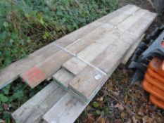 ASSORTED LENGTH SCAFFOLD BOARDS. THIS LOT IS SOLD UNDER THE AUCTIONEERS MARGIN SCHEME, THEREFORE NO