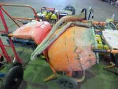 BELLE 110VOLT MINI CEMENT MIXER WITH A STAND. WHEN TESTED WAS SEEN TO RUN AND DRUM TURNED.