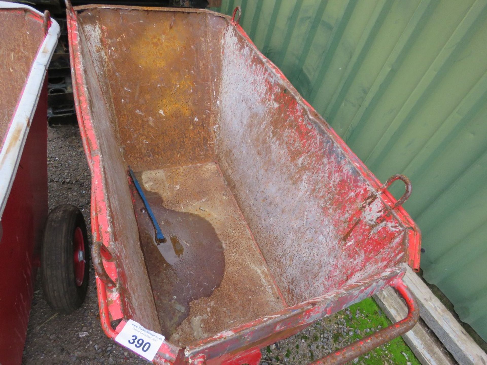 STARKE ARVID HEAVY DUTY RUBBLE/MUCK BARROW. 750KG RATED, YEAR 2016 BUILD. - Image 2 of 3