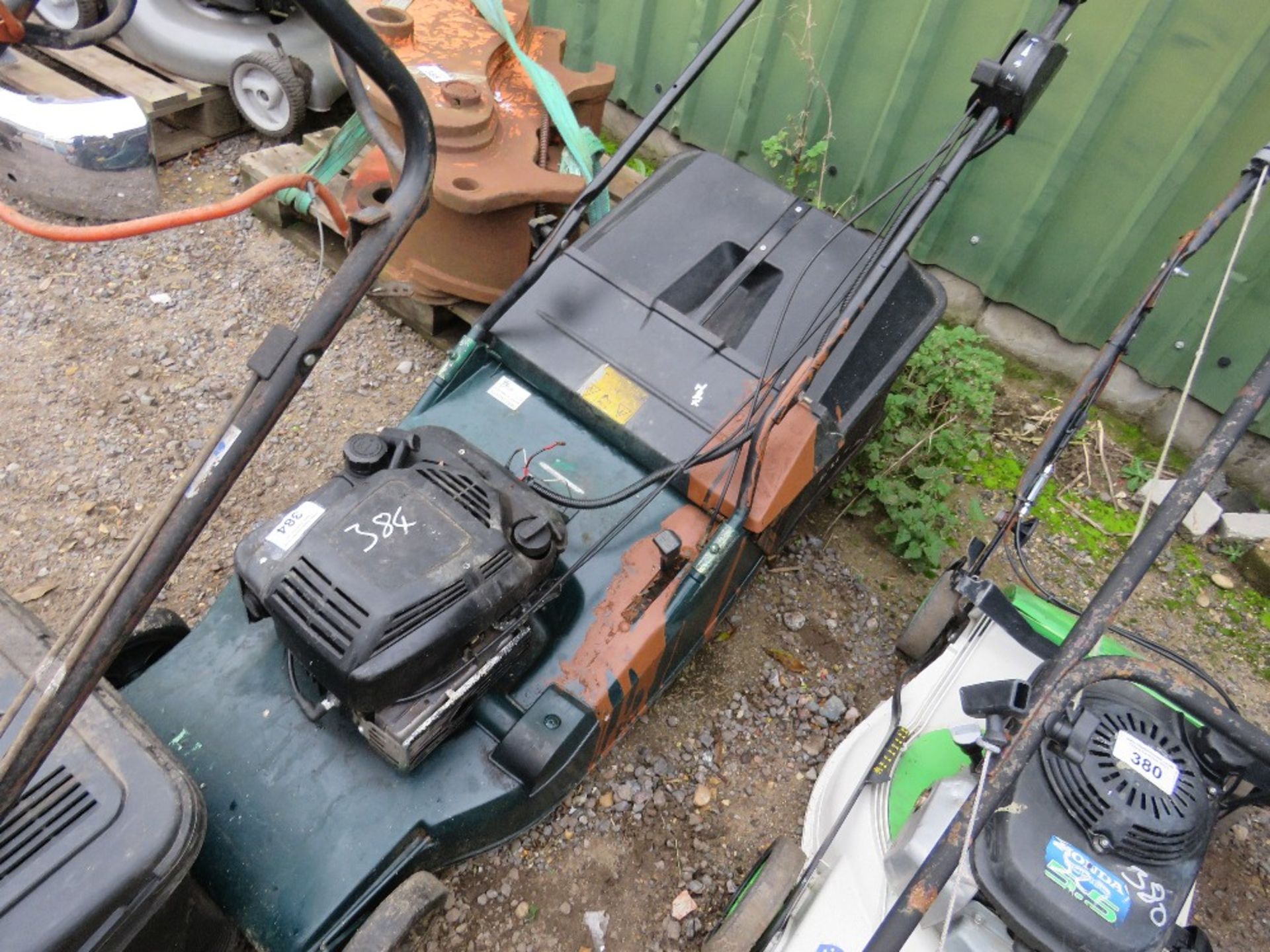 HAYTER HARRIER MOWER WITH COLLECTOR. - Image 2 of 2