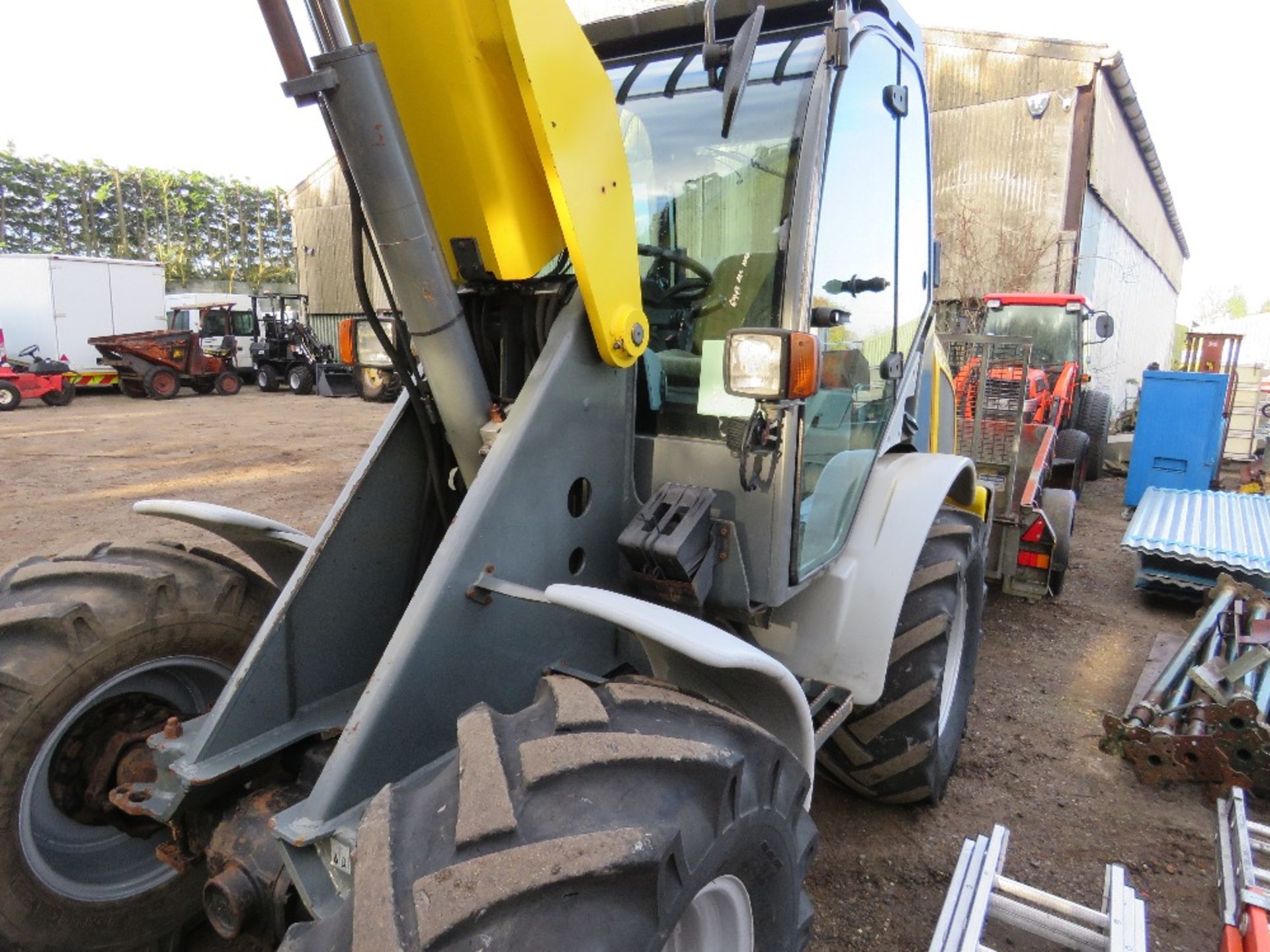 KRAMER ALLRAD 750T TELESCOPIC CENTRE BOOM HANDLER REG:VX09 JSY. 6943 REC HOURS. WITH FORKS FITTED. S - Image 5 of 9